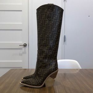 LIKE NEW 2018 Fendi Cutwalk Zucca Boots